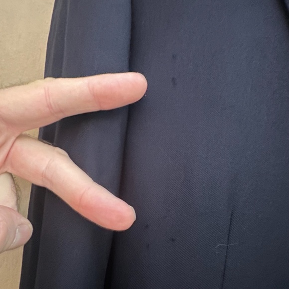 Brioni Vintage Navy Blazer 44L Made in Italy Brass logo buttons 100% wool - Picture 5 of 7